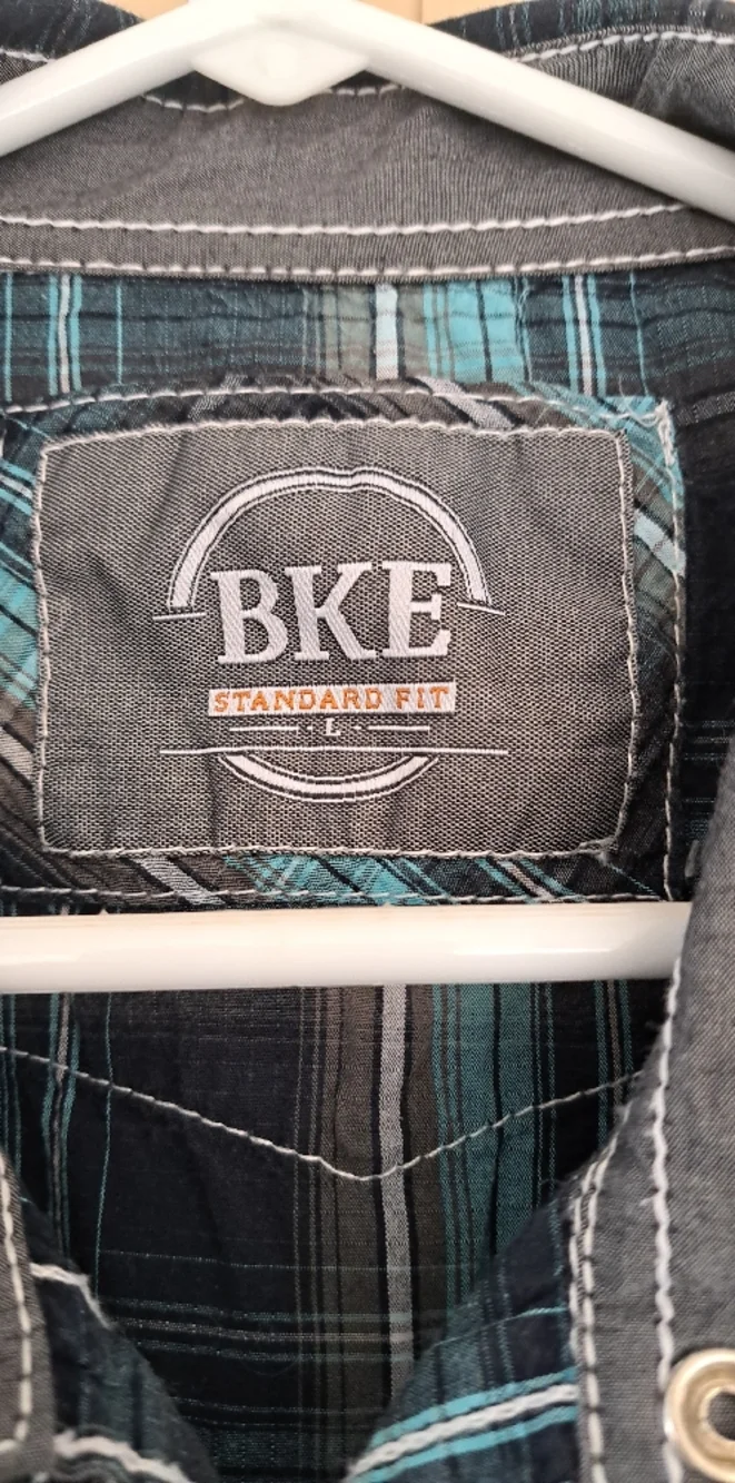 BKE Men's Teal and Black Plaid Button Down Shirt.  Size Large. - Picture 2 of 13